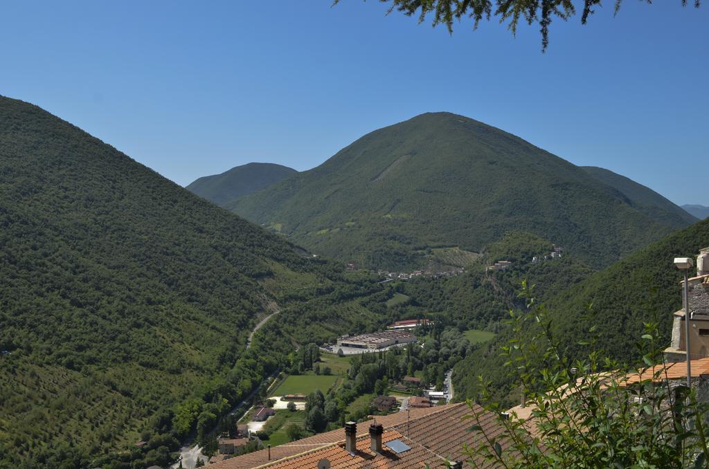 Willa La Torre Del Cerreto Cerreto di Spoleto Zewnętrze zdjęcie